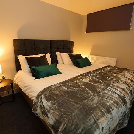 Declaration Suite Rhyl Esterno foto